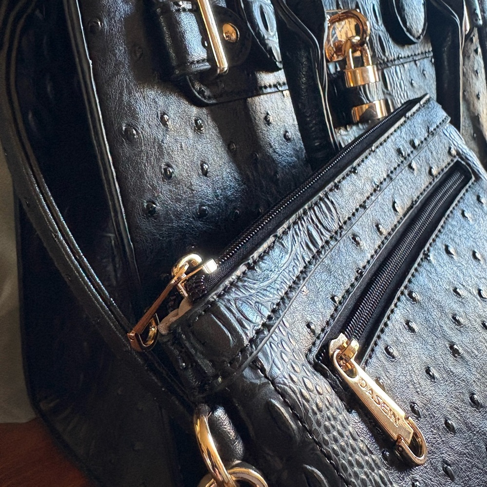 Elegant Black Handbag